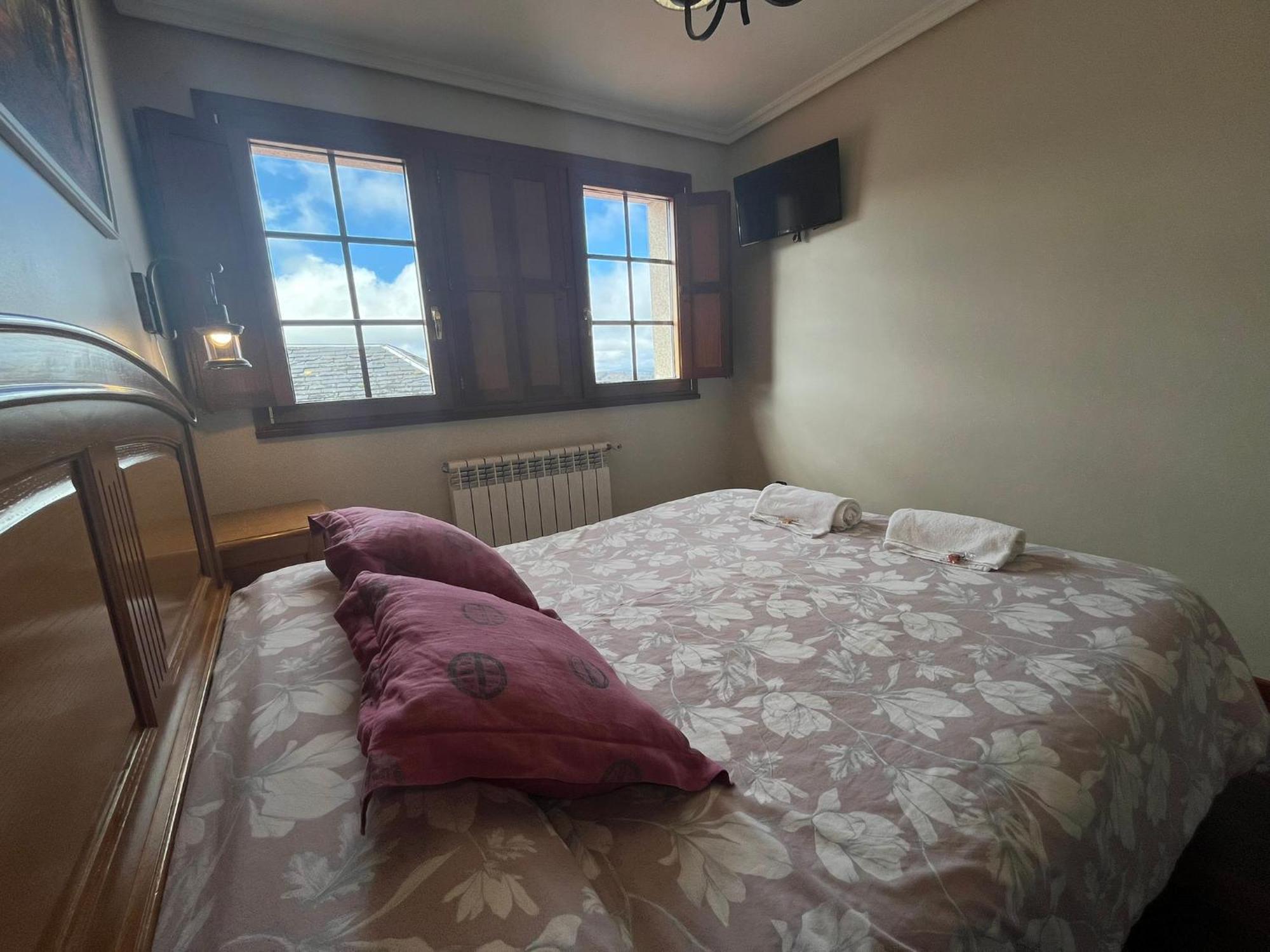 Hotel Caldelas Sacra-Pension Rustica 3 Estrellas Кастро-Кальделас Экстерьер фото